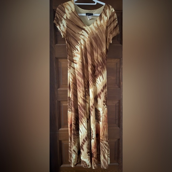 Vintage Tie Dye Inspired Maxi Dress - Picture 1 of 5